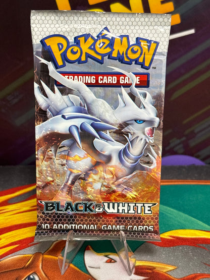 Vintage Booster Pack - Black & White Base - Reshiram Artwork